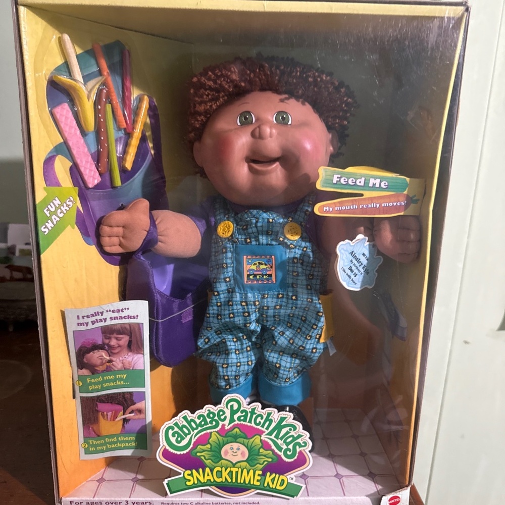 Cabbage Patch Snacktime Doll RARE